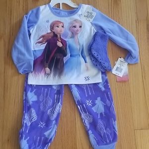 💥NWT💥4T Frozen 2 fleece pajamas
